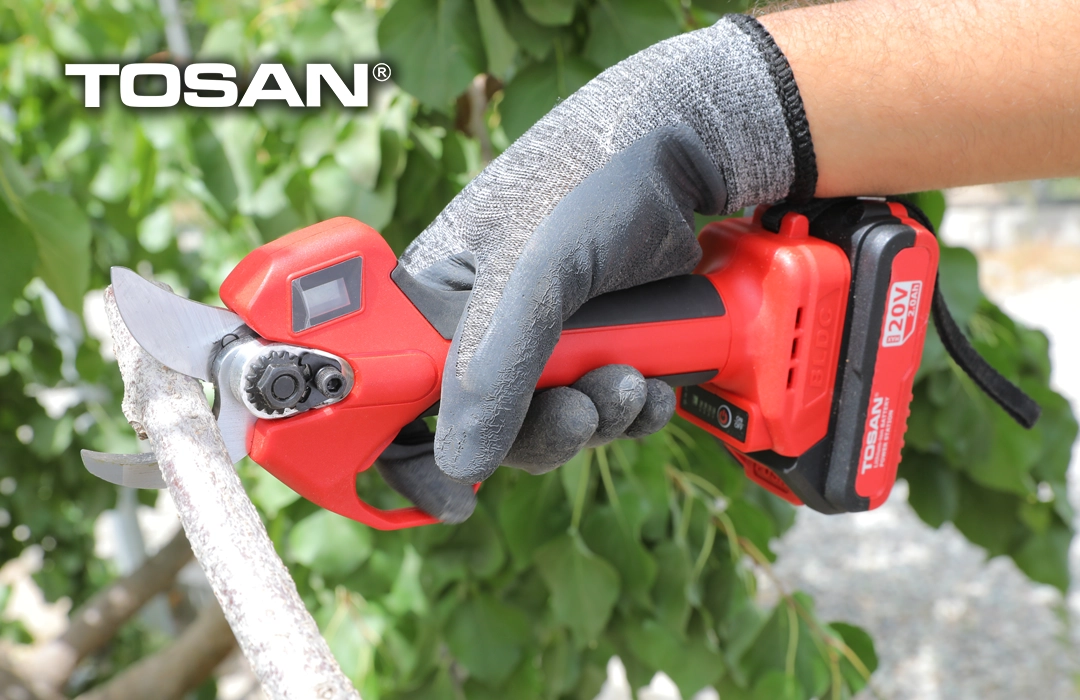 ویژگی‌های قیچی باغبانی شارژی توسن